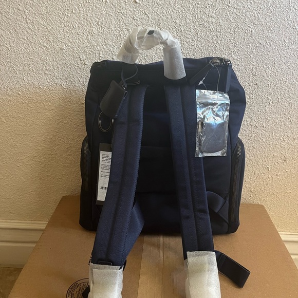 Tumi Bethany Backpack, navy blue, new with tags - Picture 5 of 6